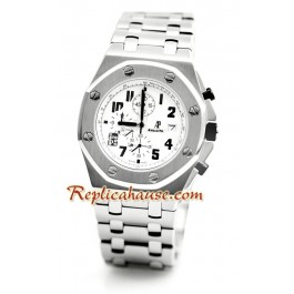 Audemars Piguet Royal Oak Suisse Quartz Montre in Steel Strap