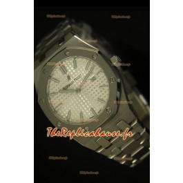 Réplique de montre Royal Oak Audemars Piguet pour femmes avec un cadran blanc de 33mm - Édition Réplique miroir 1:1