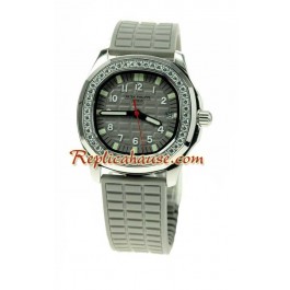 Patek Philippe New Aquanaut Femmes Montre Replique