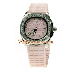 Patek Philippe New Aquanaut Femmes Montre Replique