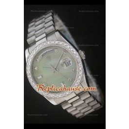Rolex DayDate Swiss Replica Montre avec Cadran Nacré Vert