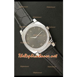 Rolex Cellini Japanese Quartz Replica Bracelet Cuir Noir Lunette de Diamants Face Noire
