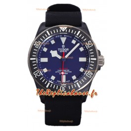 Tudor Pelagos FXD Boîtier Titane 1:1 Réplique Miroir Cadran Bleu sur Bracelet Nato Noir