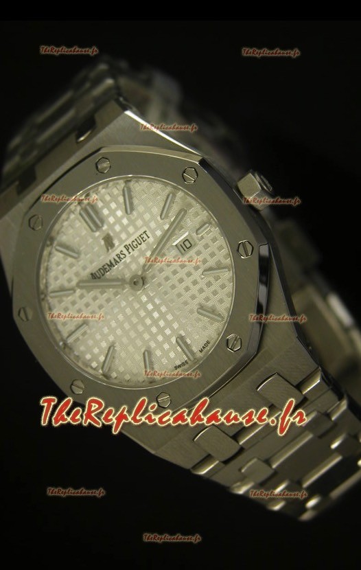 Réplique de montre Royal Oak Audemars Piguet pour femmes avec un cadran blanc de 33mm - Édition Réplique miroir 1:1