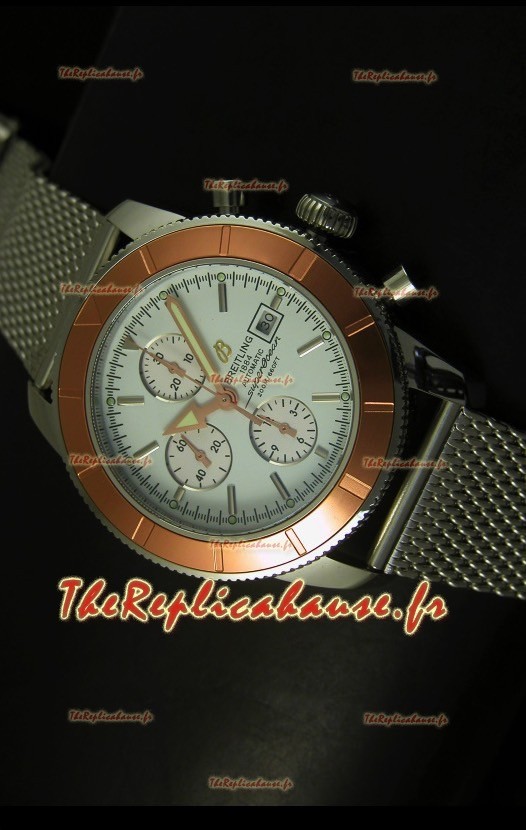 Montre chronographe suisse Superocean à lunette dorée 