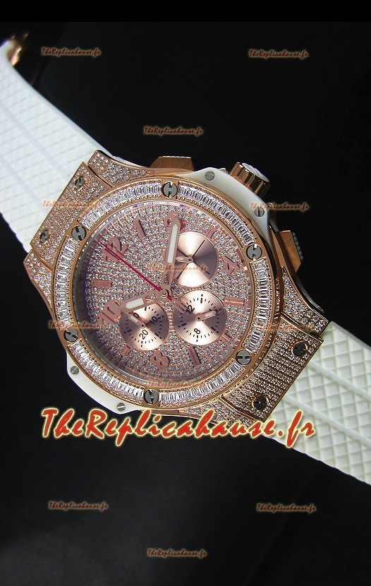 Montre Hublot Big Bang en or rose avec mouvement à quartz sur bracelet blanc