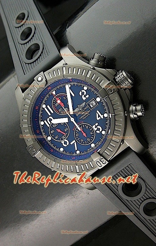 Breitling Avenger Blacksteel Superlume Montre Suisse - 1:1 Ultimate Mirror Replica