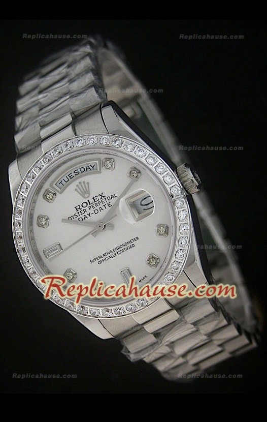 Rolex DayDate Swiss Replica Montre avec Cadran Nacré 