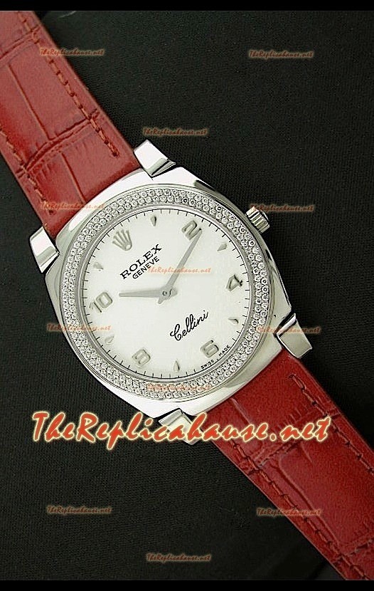 Rolex Cellini Japanese Quartz Replica Bracelet Cuir Lunette de Diamants Face Blanche