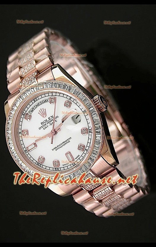 Rolex Day Date Swiss Replica Montre - Taille Moyenne 37 mm - Cadran Blanc Everose 