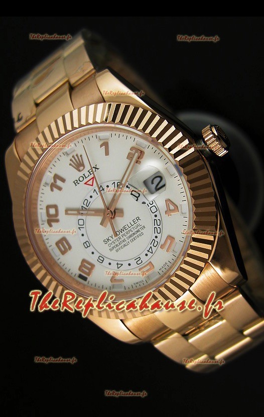 Montre en or rose 18K Rolex Sky-Dweller avec chiffres arabes sur cadran blanc
