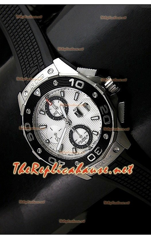 Tag Heuer Aquaracer Calibre 16 Montre Suisse en Blanc Cadran