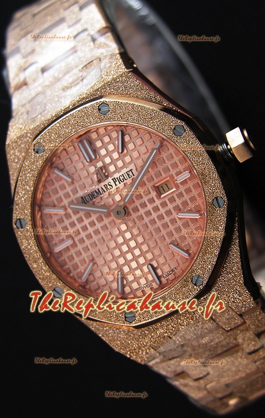 Montre Audemars Piguet Royal Oak Rose Or givré à QUARTZ avec un Cadran Champagne Réplique à l’identique 1:1 -33 mm 
