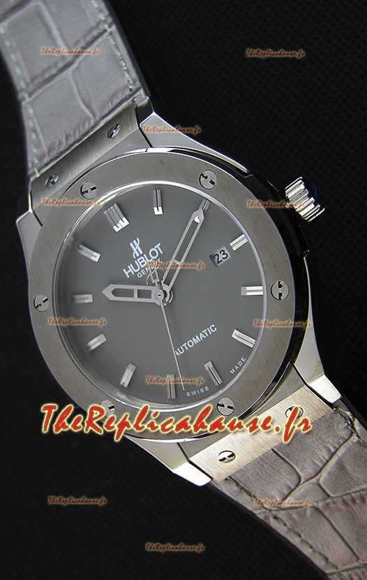 Montre Hublot Classic Fusion Racing Grey Titane Suisse Réplique à l’identique 1:1