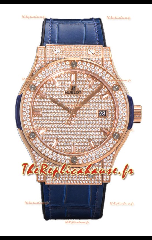 Hublot Classic Fusion Automatique Cadran Pavé Or Rose Diamants Bracelet Bleu 42MM Montre Superclone Replique 