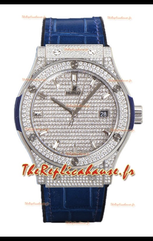 Hublot Classic Fusion Automatique Acier Diamants Cadran Pavé Bracelet Bleu 42MM Montre Réplique Superclone 