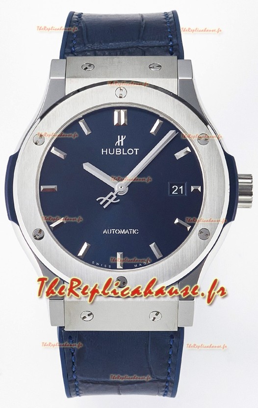Hublot Super Clone Classic Fusion Titanium 42MM Réplique Montre 1:1 Cadran bleu