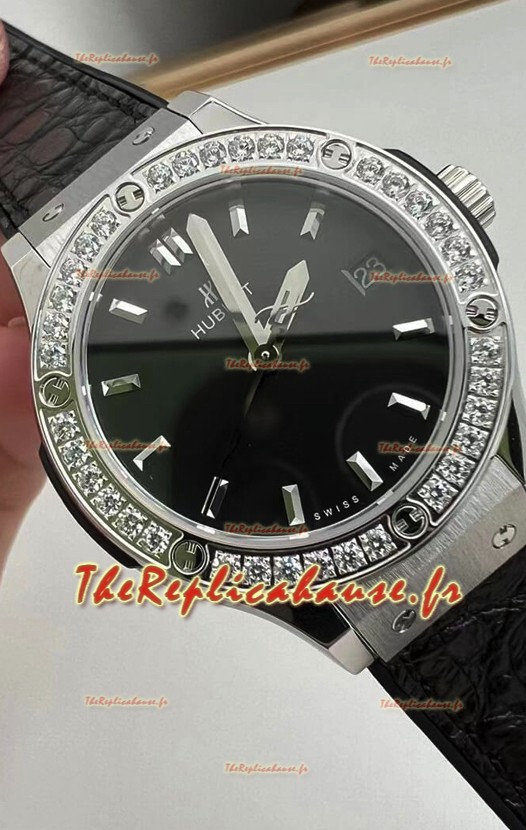 Hublot Classic Fusion en acier inoxydable 33MM Cadran noir Montre à mouvement quartz suisse qualité miroir 1:1