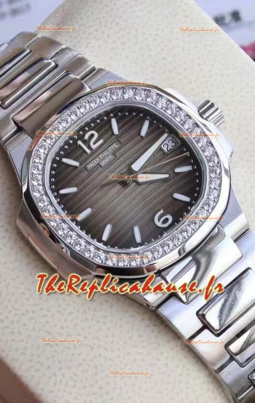 Patek Philippe Nautilus 7010/1G-012 32MM Réplique miroir 1:1 - Lunette sertie de diamants véritables 