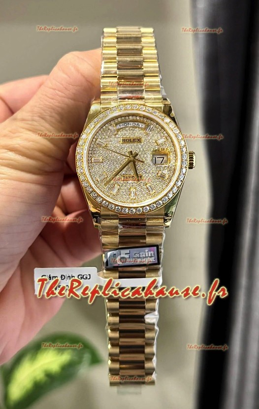 Rolex Day Date Montre Super Clone plaquée or jaune modifiée sur mesure et sertie de diamants