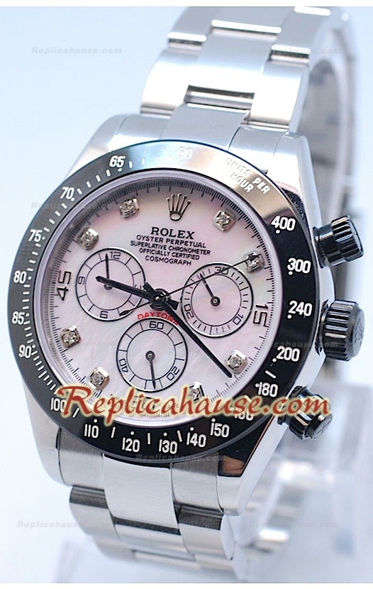 Rolex Daytona Chronograph Lunette MonoBloc Cerachrom Chiffres de Diamant dans un Boîtier Acier - Cadran Rose Coquille