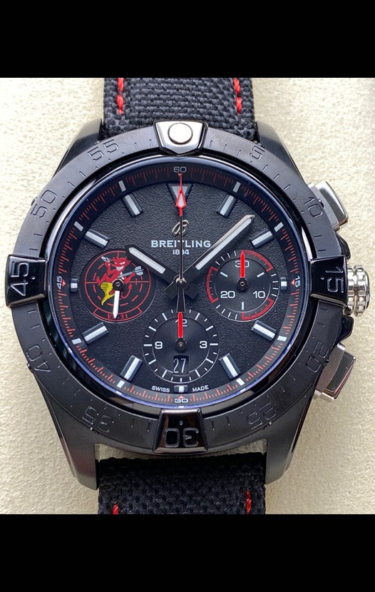 Breitling Super Clone Avenger B01 Chronograph 44 Night Mission Dust Devils Réplique Montre suisse 1:1