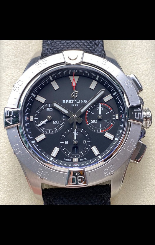 Breitling Super Clone Avenger B01 Chronograph 42 Réplique Montre suisse 1:1