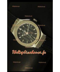 Hublot Classic Fusion avec boîtier acier 39mm et cadran en carbone