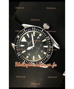 Omega Seamaster 300 R - Montre Suisse Armée de Mer a Cadran Noir Bleu avec Bracelet Armée de Mer
