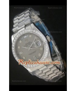 Rolex DayDate Swiss Replica Montre avec Cadran Gris - Index Horaires en Diamant