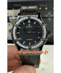 Hublot Classic Fusion en céramique avec lunette en cristaux Swarovski 42MM Réplique de Montre Suisse