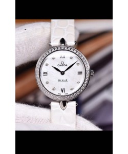 Omega De Ville Prestige Dewdrop Edition Montre Suisse à Quartz avec cadran et bracelet blancs