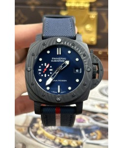 Panerai Super Clone Submersible PAM01563 Carbotech Luna Rossa montre 42MM