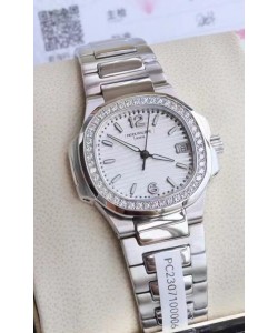Patek Philippe Nautilus 7010/1G-011 32MM Réplique miroir 1:1 - Diamants véritables sur la lunette 