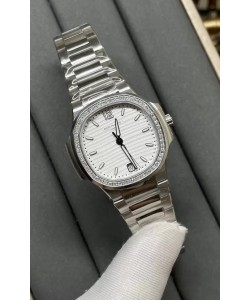 Patek Philippe Nautilus 7118/1A Cadran blanc Montre réplique 1:1 en acier 904L 