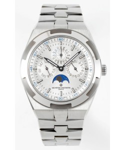 Vacheron Constantin Overseas Quantième Perpétuel Cadran Acier Ultra Fin avec Bracelet Acier