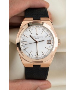 Vacheron Constantin Super Clone Overseas Edition Boîtier Or Rose Bracelet Caoutchouc