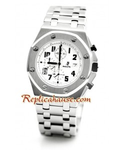 Audemars Piguet Royal Oak Suisse Quartz Montre in Steel Strap