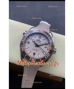 Omega Seamaster Planet Ocean 600M 43.50 MM Boîtier Acier avec Cadran Beige Réplique miroir 1:1