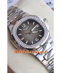 Patek Philippe Nautilus 7010/1G-012 32MM Réplique miroir 1:1 - Lunette sertie de diamants véritables 