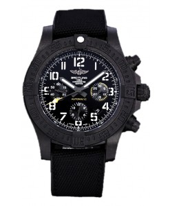 Breitling Avenger Hurricane Chronograph Cadran noir Bracelet Nylon - Revêtement DLC Montre Suisse Réplique 