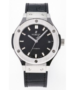 Hublot Super Clone Classic Fusion Titanium 38MM Réplique Montre 1:1 Cadran noir