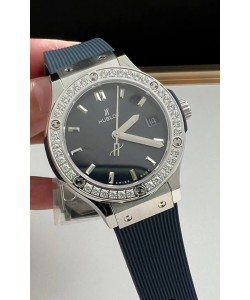 Hublot Classic Fusion Acier inoxydable 33MM Cadran Bleu Mouvement Quartz Suisse Montre de qualité miroir 1:1
