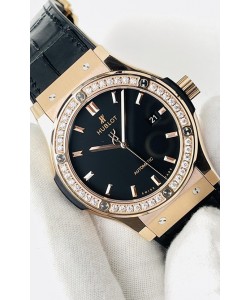 Hublot Classic Fusion Or Rose Cadran Noir Réplique Suisse 1:1 Qualité Miroir 
