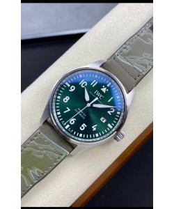 IWC Pilot MARK Series IW328205 1:1 Miroir Réplique Suisse avec Cadran Vert et Bracelet en Cuir