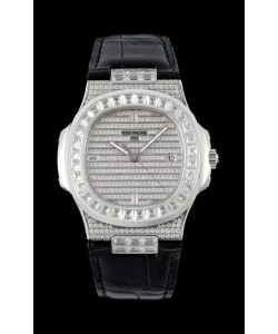Patek Philippe Nautilus 5711/A Réplique Suisse Réplique Miroir 1:1 en Acier 904L Boîtier Diamants