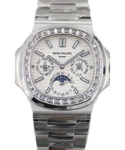 Patek Philippe Nautilus 5740 Calendrier Perpétuel Acier inoxydable Cadran Blanc Réplique Montre Suisse 