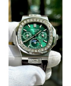 Patek Philippe Nautilus 5740 Calendrier perpétuel en acier inoxydable avec cadran vert, Réplique suisse
