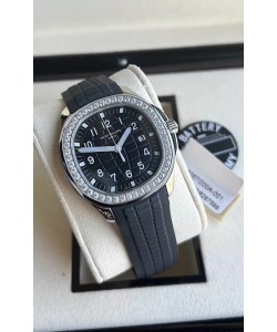 Patek Philippe Aquanaut 5267 Suisse Réplique Cadran Noir en Acier inoxydable Lunette Diamants 38.5MM