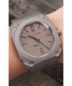 Montre Bvlgari Octo Finissmo Edition 1:1 Réplique miroir Boîtier et bracelet en céramique sablée